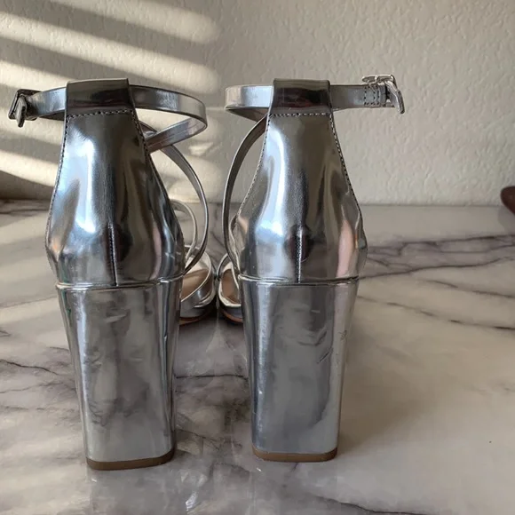 NWOB H by Halston Luna Silver Sandal Heels - Picture 6 of 9